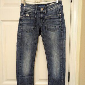 G-Star Low T Skinny Jeans 26